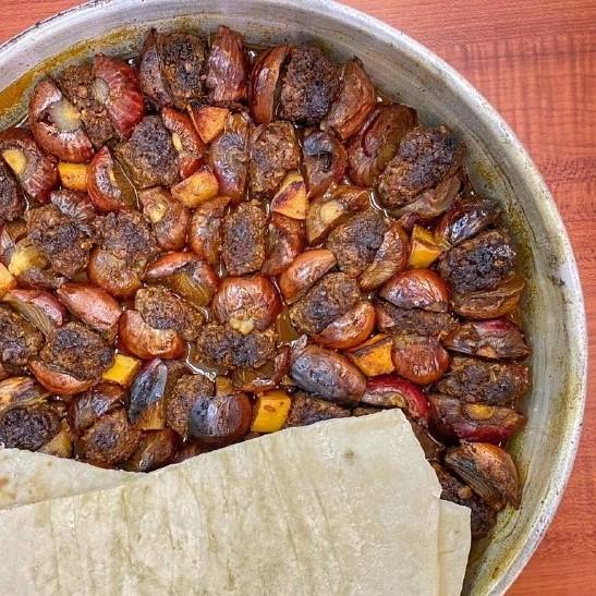 Tepsi Soğan Kebabı