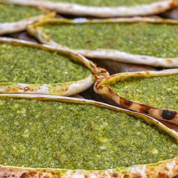 Fıstıklı Peynirli Börek