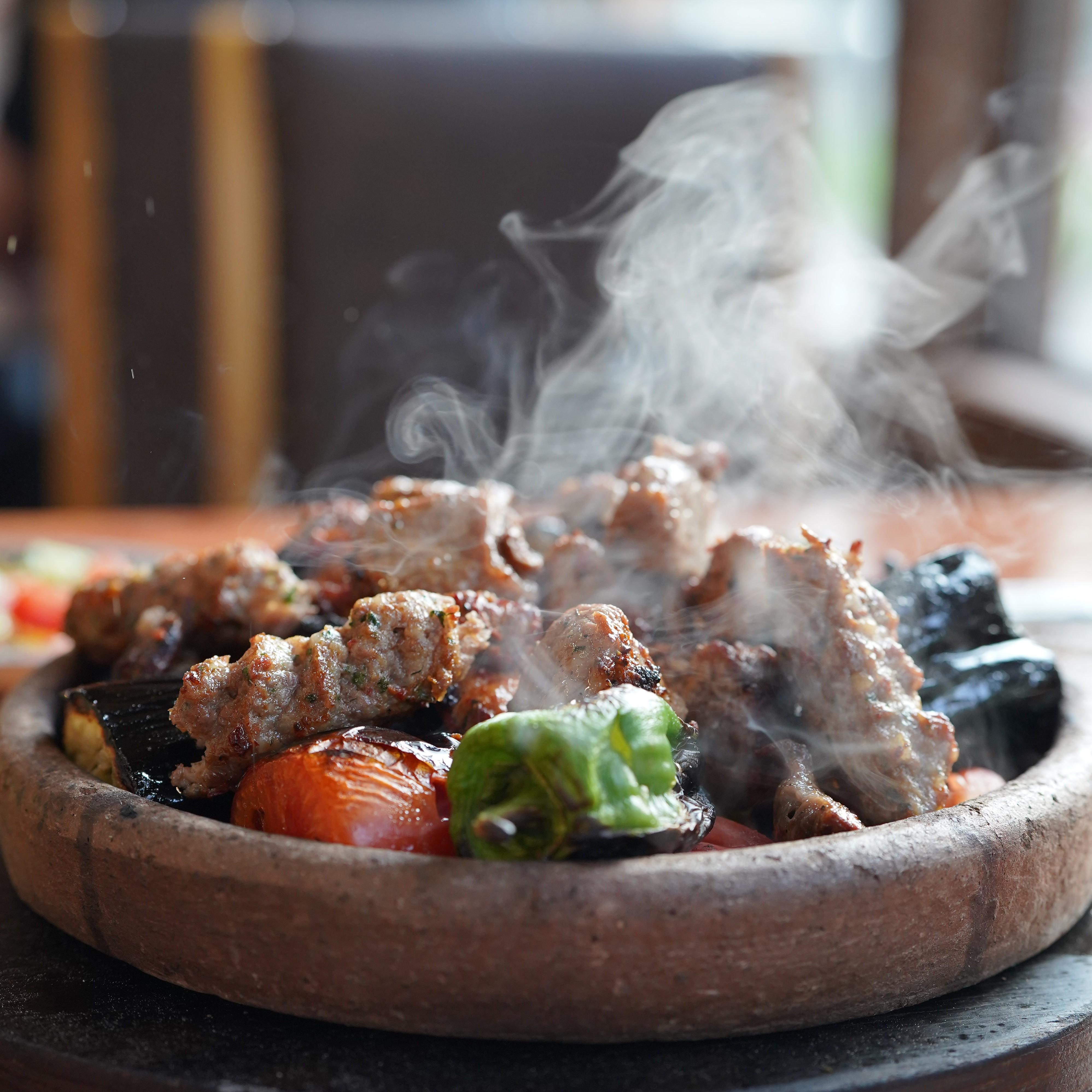 Güveçte Karışık Izgara